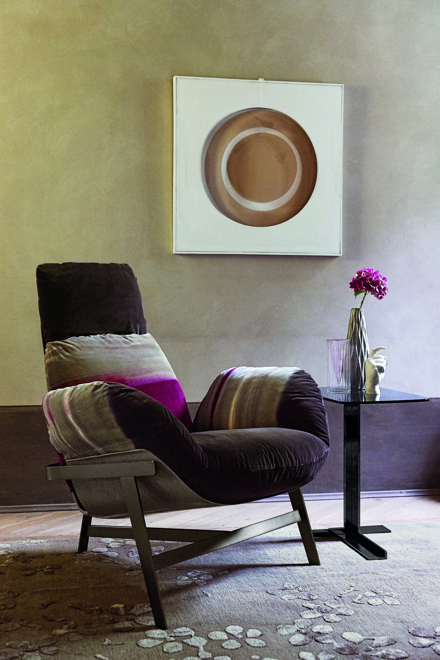 galleryImage