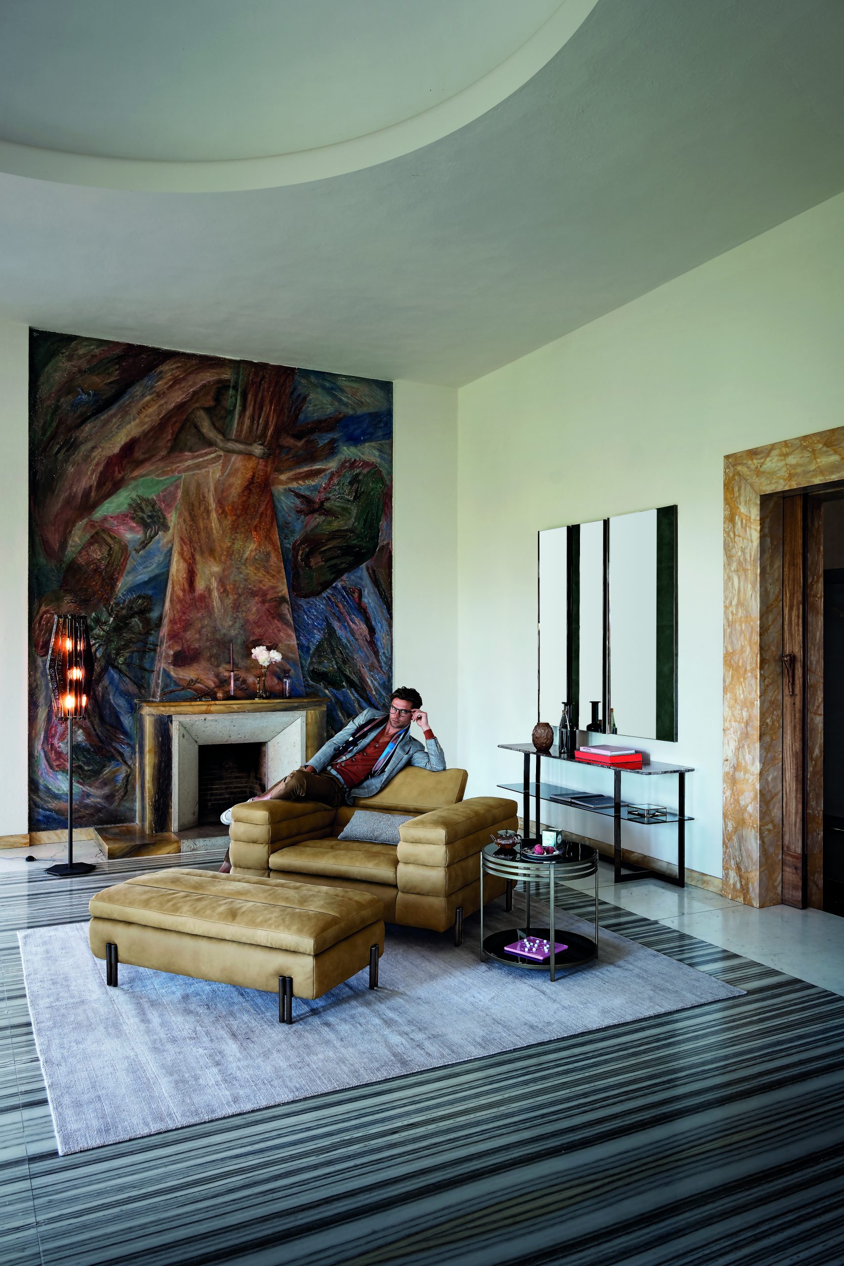 galleryImage