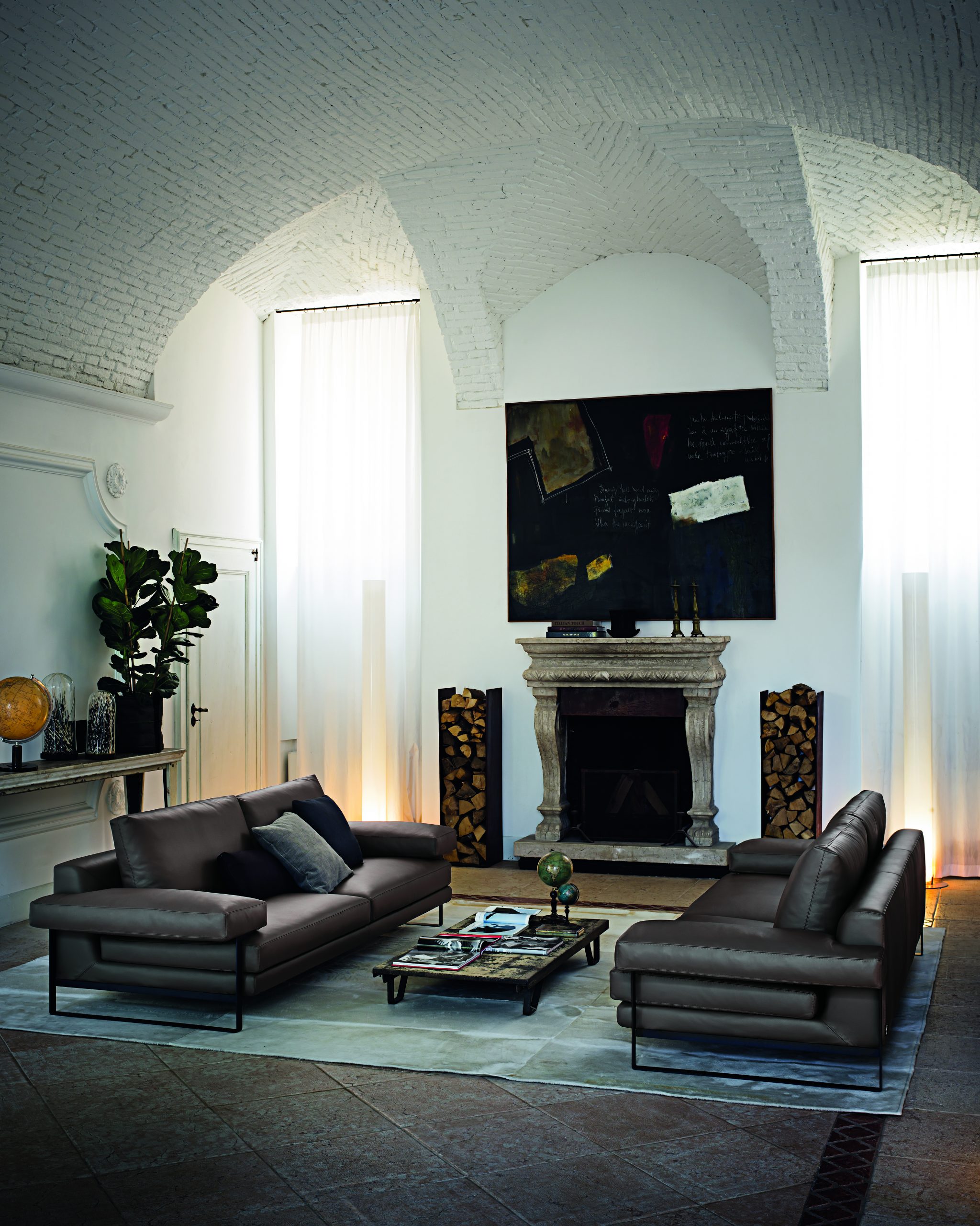 galleryImage
