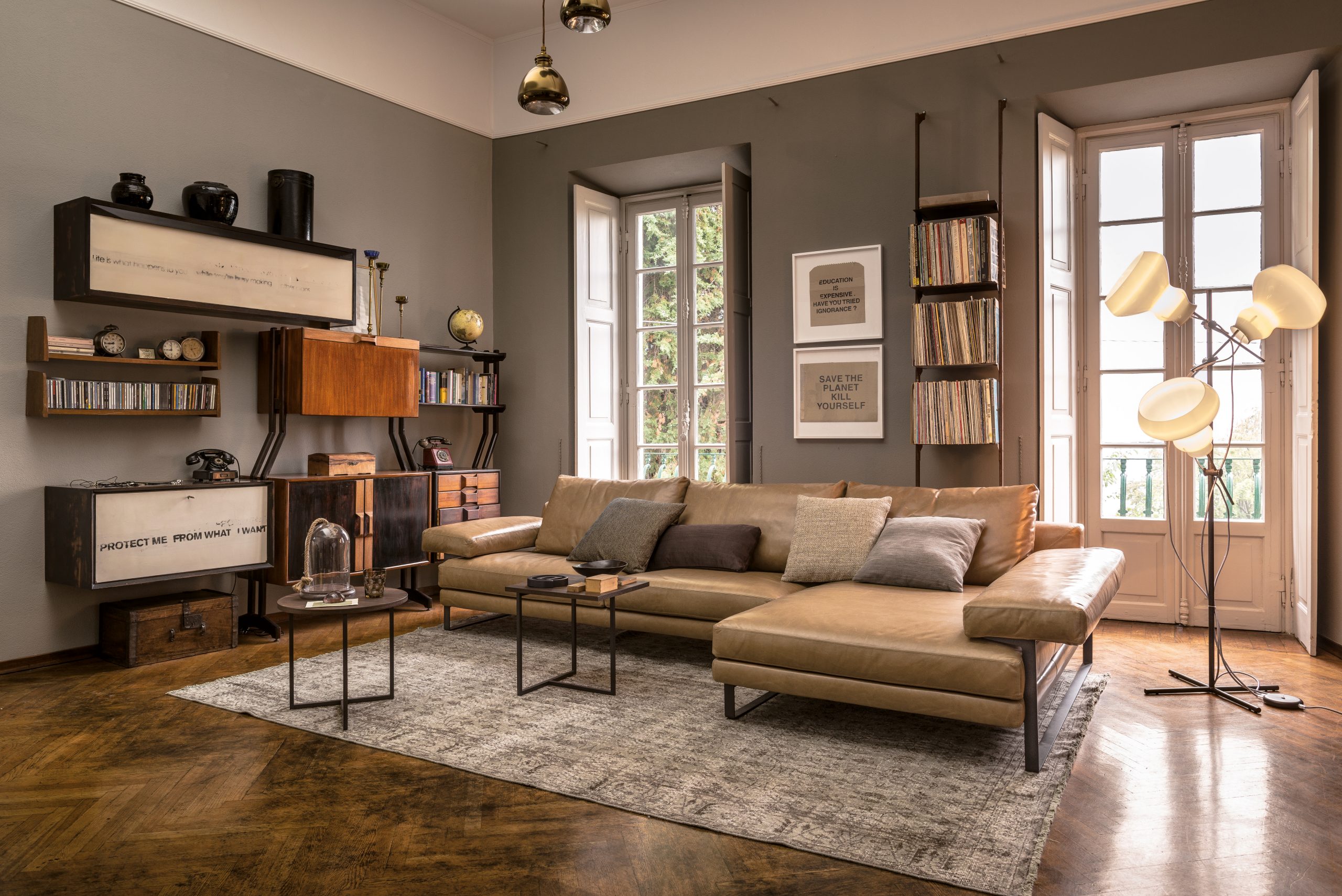 galleryImage