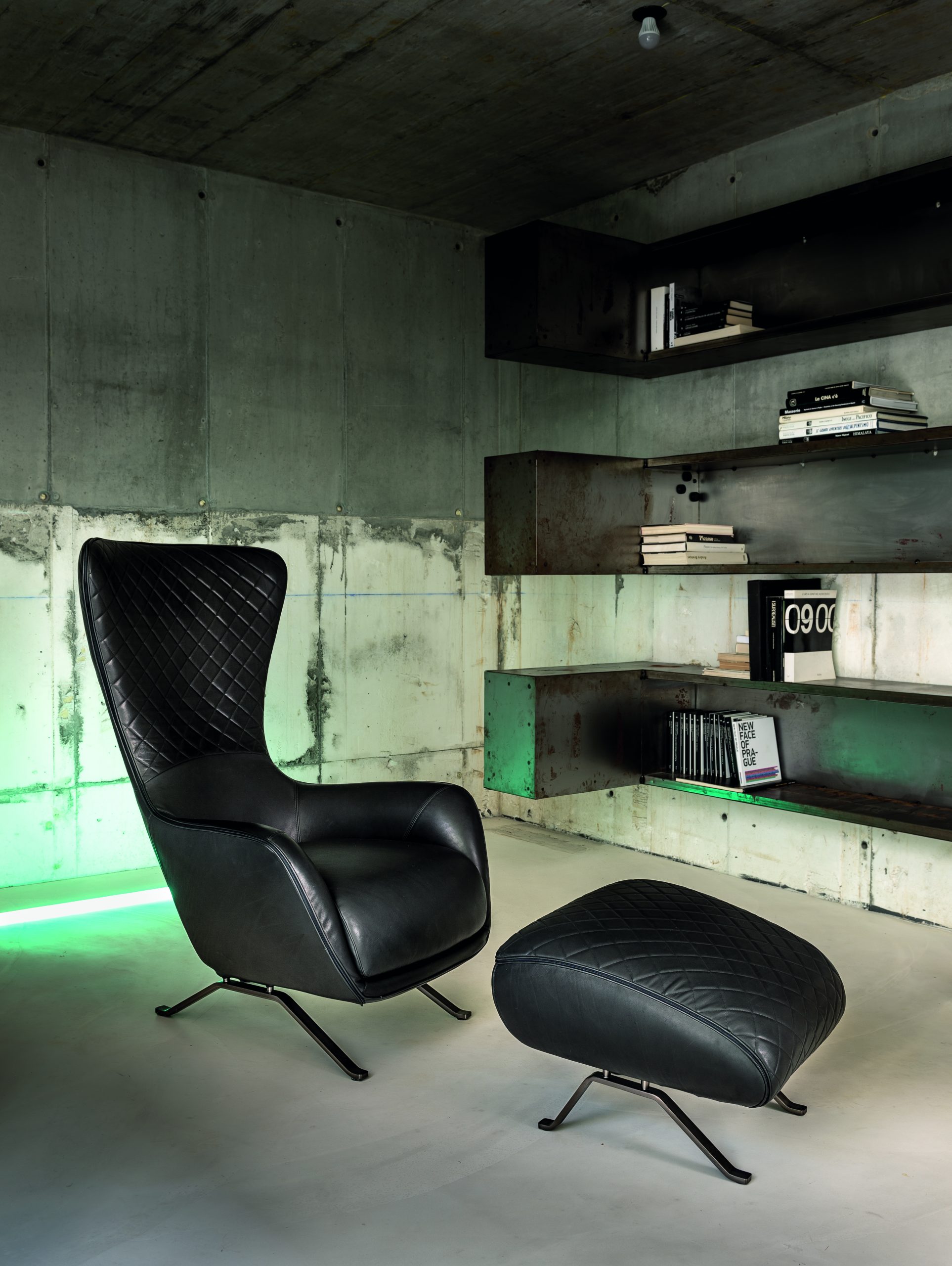 galleryImage