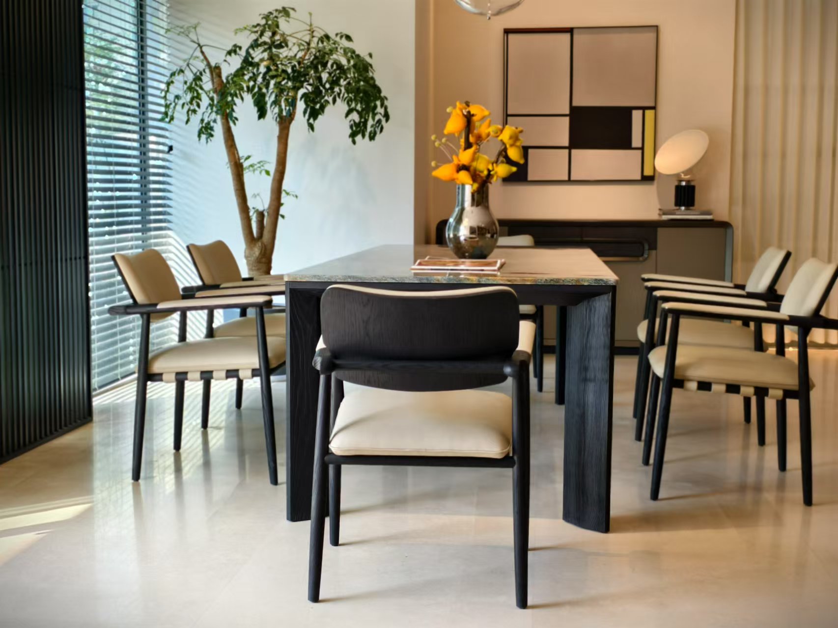 galleryImage